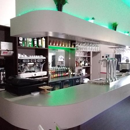 L'Entracte Hotel Saint-Paul-du-Bois Kültér fotó